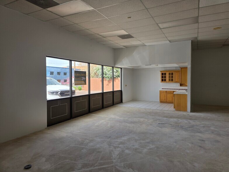 323-331 W McDowell Rd, Phoenix, AZ à louer - Photo de l’immeuble – Image 2 sur 23
