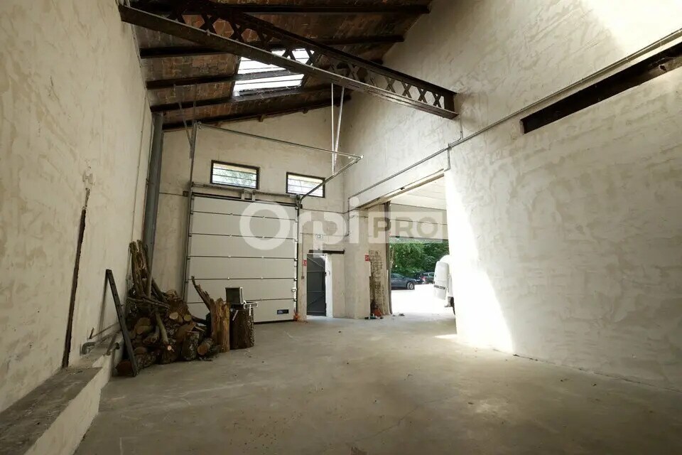 Local d’activités dans FLEURIEU-SUR-SAÔNE à louer Photo intérieure– Image 1 sur 6