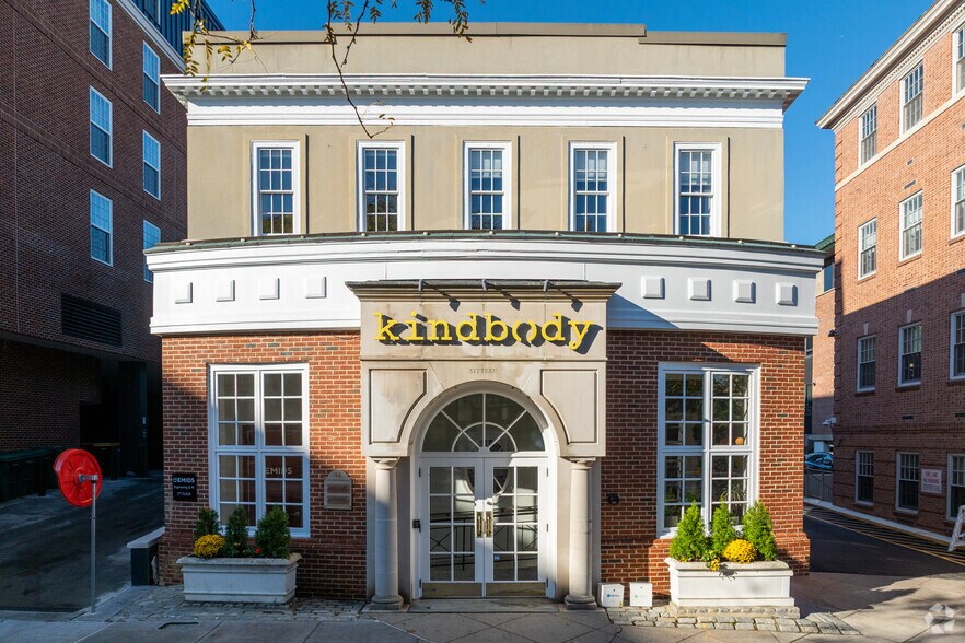 16 Chambers St, Princeton, NJ à vendre - Photo de l’immeuble – Image 1 sur 22