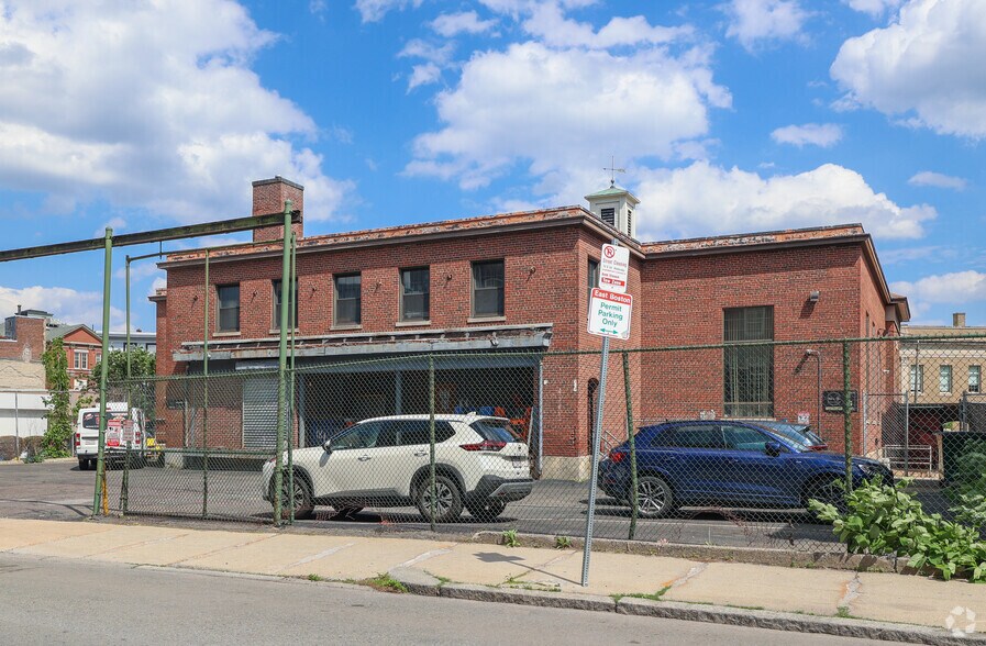 50 Meridian St, Boston, MA à louer - Photo de l’immeuble – Image 2 sur 4