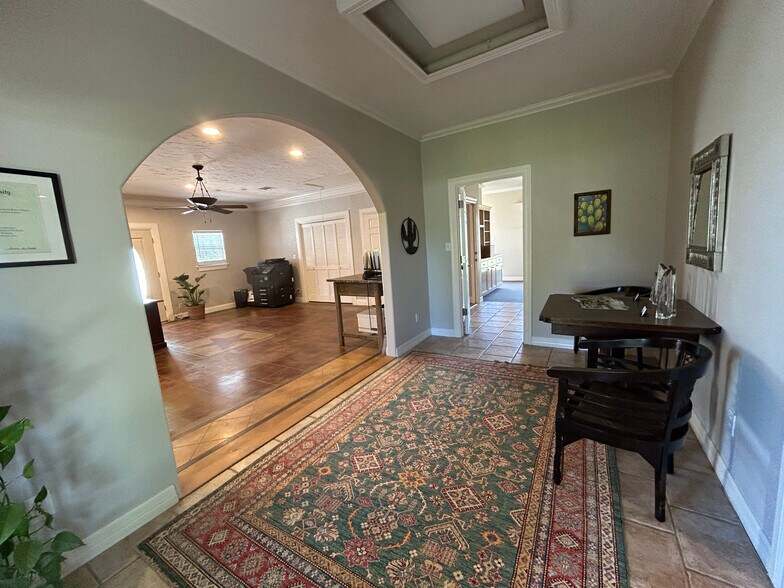 3001 Hwy 281 S, Marble Falls, TX à louer - Photo intérieure – Image 3 sur 8