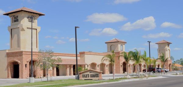 1617 E Tyler Ave, Harlingen, TX à louer - Photo de l’immeuble – Image 2 sur 10