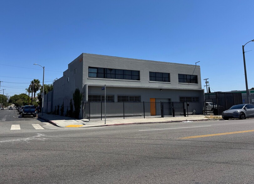 2059-2065 Venice Blvd, Los Angeles, CA à vendre - Photo de l’immeuble – Image 2 sur 12