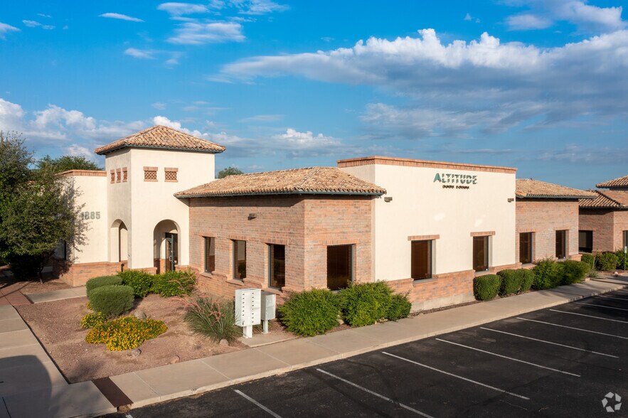 1873-1885 N Kolb Rd, Tucson, AZ à vendre - Photo principale – Image 1 sur 3