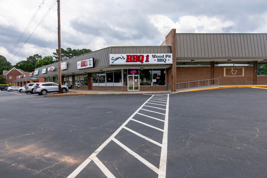 4934-4948 Lower Roswell Rd, Marietta, GA à louer - Photo de l’immeuble – Image 2 sur 12