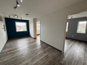 901 Mantua Pike, Woodbury, NJ à louer Photo intérieure– Image 2 sur 7