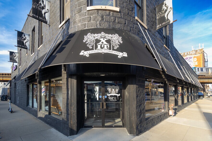 2950 W Fullerton Ave, Chicago, IL à louer - Photo de l’immeuble – Image 2 sur 14
