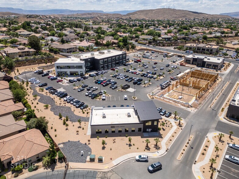 1450 S River Rd, St George, UT à louer - Photo de l’immeuble – Image 3 sur 9
