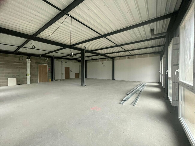Plus de détails pour Bureau à vendre