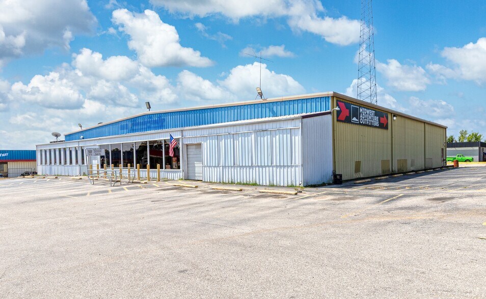 500 S Commercial St, Crocker, MO à vendre - Photo de l’immeuble – Image 2 sur 15
