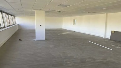 Local d’activités dans Rosny-sous-Bois à louer Photo intérieure– Image 1 sur 3