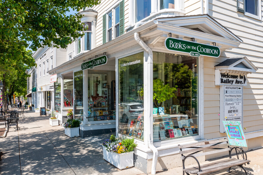 404-424 Main St, Ridgefield, CT à louer - Photo de l’immeuble – Image 3 sur 8