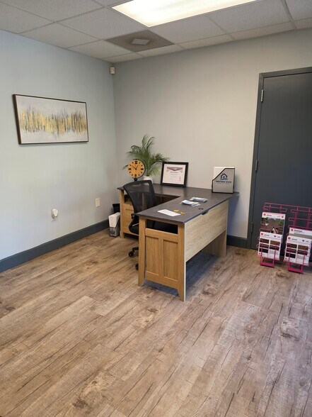 6020 Parkway North Dr, Cumming, GA à louer - Photo de l’immeuble – Image 3 sur 8