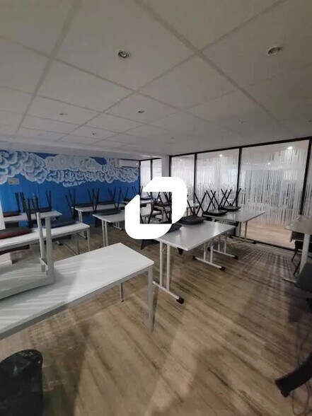 Bureau dans Paris à louer - Photo de l’immeuble – Image 3 sur 18