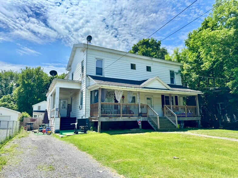 206-210 206-210 Seymour St, Auburn, NY à vendre - Photo principale – Image 1 sur 1