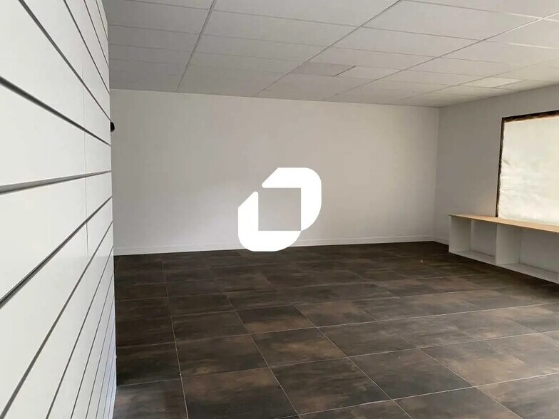 Local commercial dans Léognan à louer - Photo intérieure – Image 3 sur 10