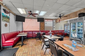 5991 Atlantic Ave, Long Beach, CA à louer Photo intérieure– Image 1 sur 3