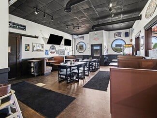 Plus de détails pour 211 E Main St, Hart, MI - Spécialisé à vendre