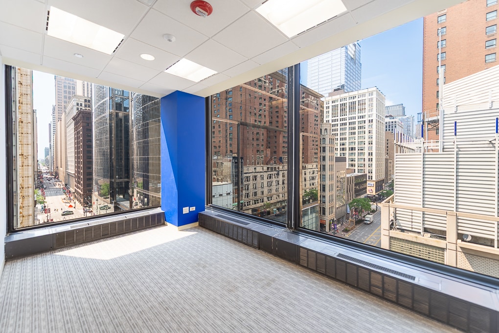 11 E Adams St, Chicago, IL à louer Photo intérieure– Image 1 sur 8