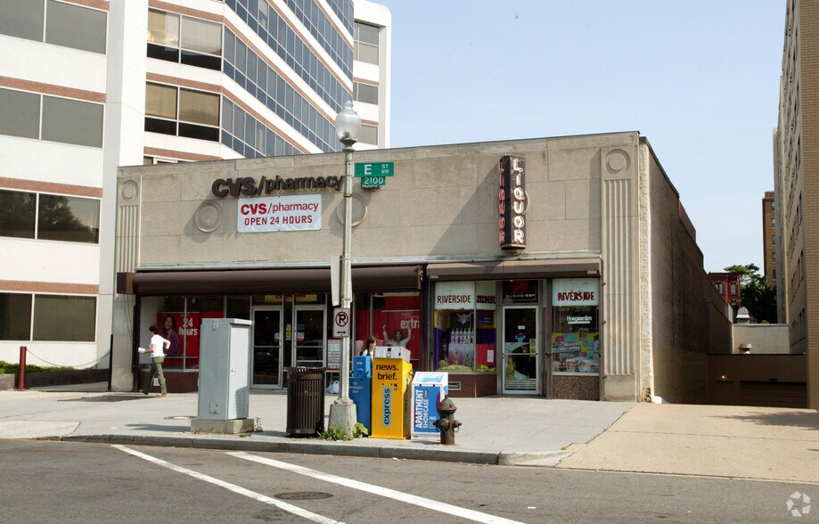 2125 E St NW, Washington, DC à vendre - Photo de l’immeuble – Image 3 sur 4