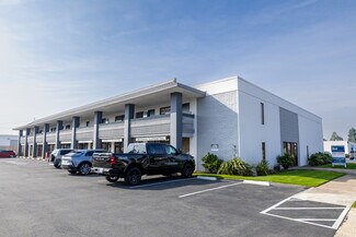 Plus de détails pour 840-898 N Main St, Orange, CA - Bureau, Industriel/Logistique à louer