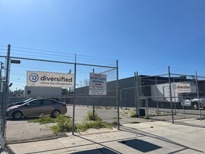 1117 Chestnut St, Burbank, CA à louer Autre– Image 2 sur 2