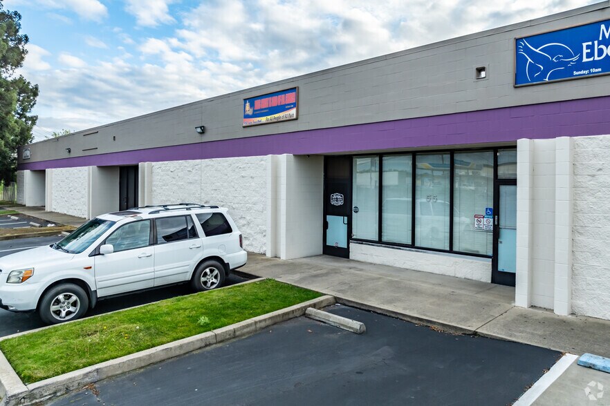 55 Quinta Ct, Sacramento, CA à vendre - Photo de l’immeuble – Image 3 sur 14