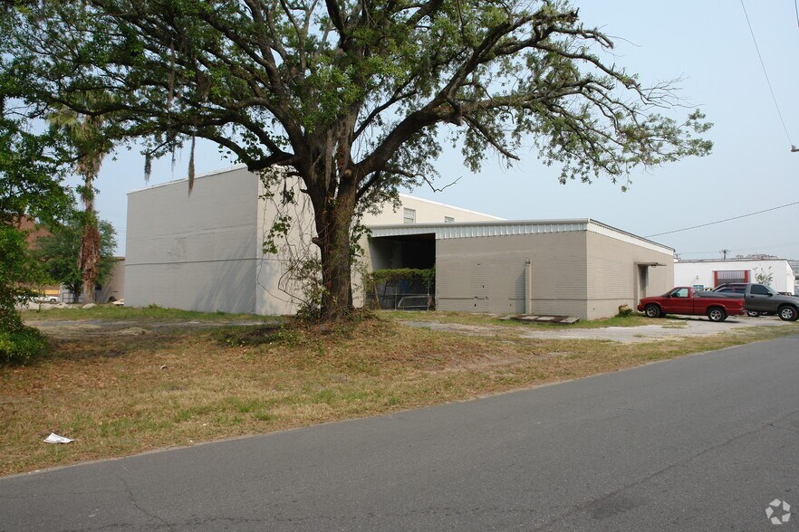 2436 Dennis St, Jacksonville, FL à vendre - Photo de l’immeuble – Image 2 sur 7