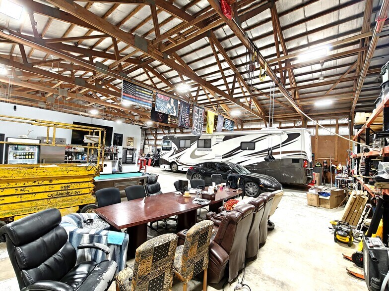 122 Industrial Dr, Gilberts, IL à louer - Photo de l’immeuble – Image 2 sur 7