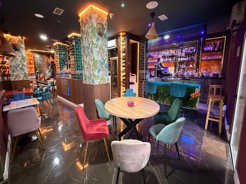 Local commercial dans Madrid, Madrid à louer Photo intérieure– Image 1 sur 8