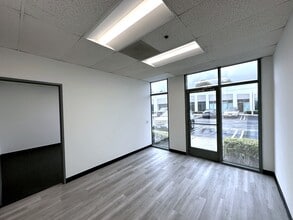 14525 Valley View Ave, Santa Fe Springs, CA à louer Photo intérieure– Image 1 sur 5