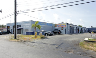 Plus de détails pour 2610-2632 NE 188th St, Miami, FL - Industriel/Logistique à louer