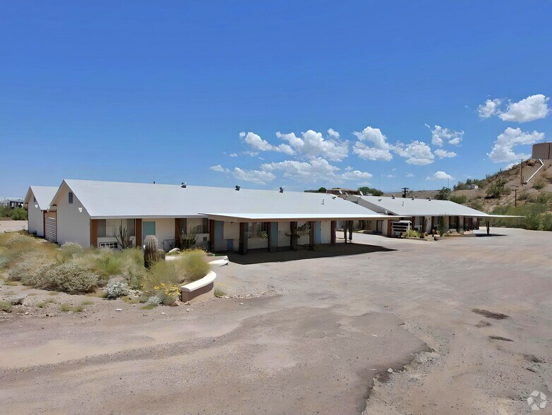 355 S Sahuaro St, Ajo, AZ à vendre - Photo de l’immeuble – Image 2 sur 8