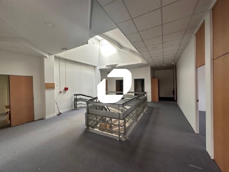 Bureau dans Gonesse à louer - Photo intérieure – Image 3 sur 10