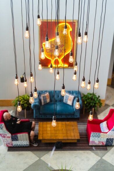 6401 W Eldorado Pky, McKinney, TX à louer - Photo de l’immeuble – Image 3 sur 97