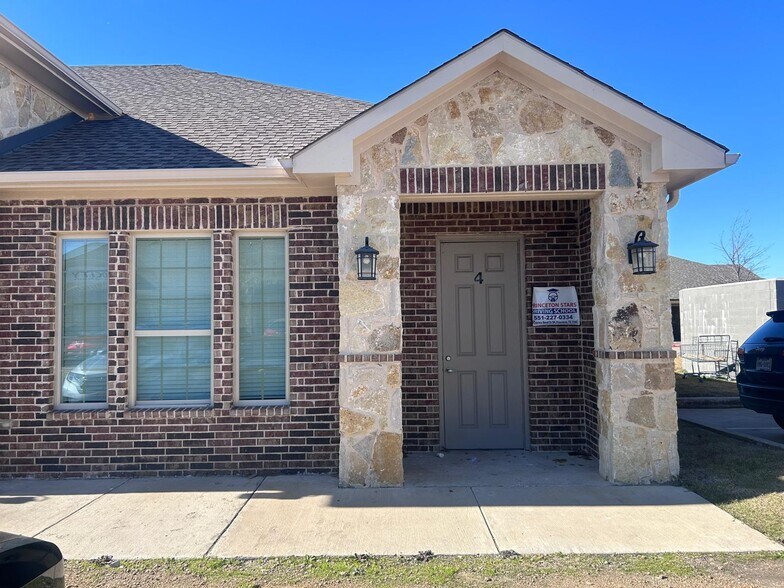 200 Cypress Bend, Princeton, TX à vendre - Photo de l’immeuble – Image 3 sur 26