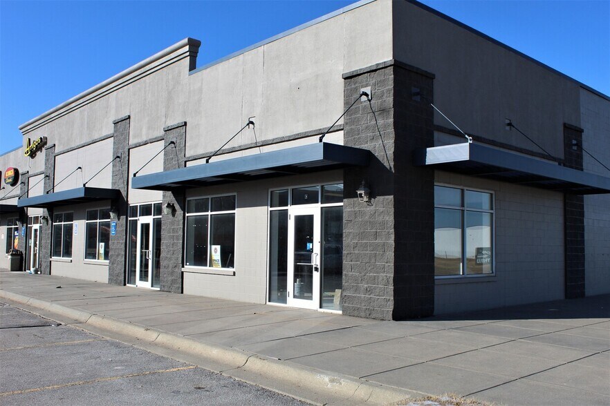 4750 W Huntington Ave, Lincoln, NE à louer - Photo de l’immeuble – Image 3 sur 4