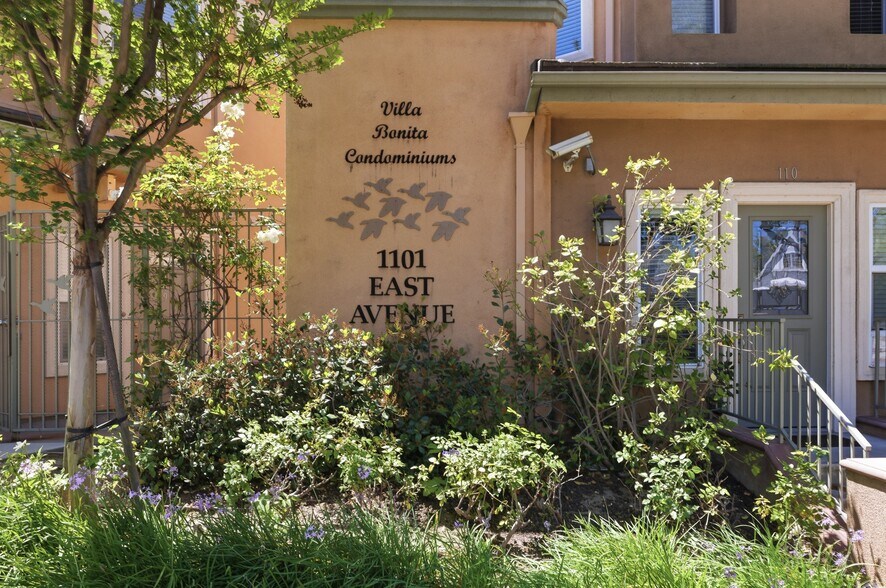 1101 East Ave, Burbank, CA à vendre - Photo de l’immeuble – Image 2 sur 41