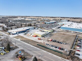 Plus de détails pour 3031 Oregon St, Oshkosh, WI - Industriel/Logistique à vendre