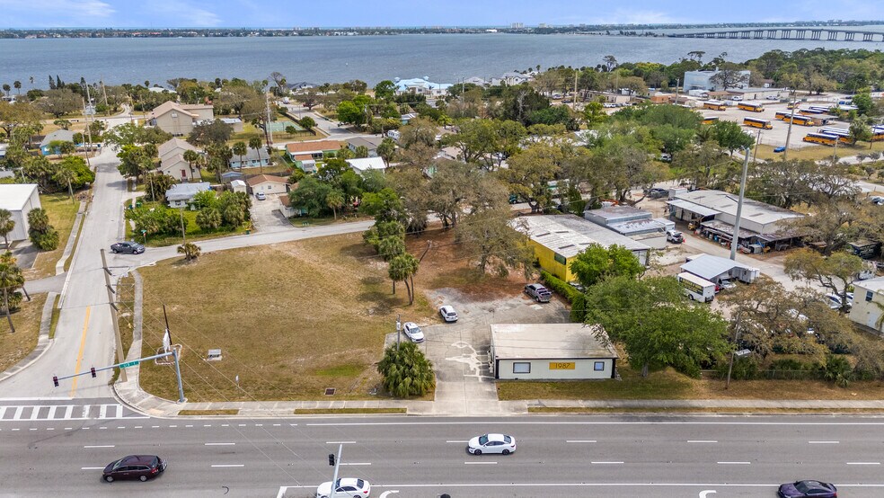 1987 N Harbor City Blvd, Melbourne, FL à vendre - Photo de l’immeuble – Image 2 sur 11
