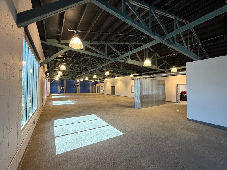 330 Avenue B SW, Winter Haven, FL à louer - Photo de l’immeuble – Image 2 sur 11