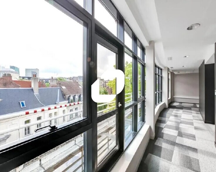 15 Place Aux Bleuets, Lille à louer - Photo intérieure – Image 2 sur 8