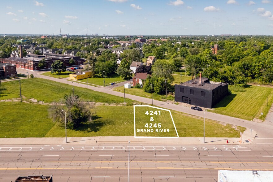 4337 Grand River Ave, Detroit, MI à vendre - Photo de l’immeuble – Image 3 sur 3