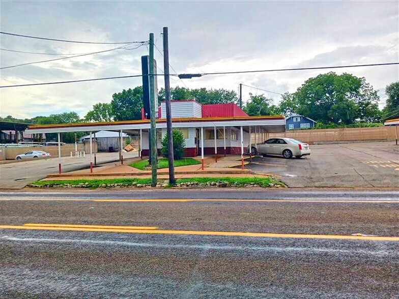 1600 S Market St, Brenham, TX à vendre - Photo de l’immeuble – Image 2 sur 3