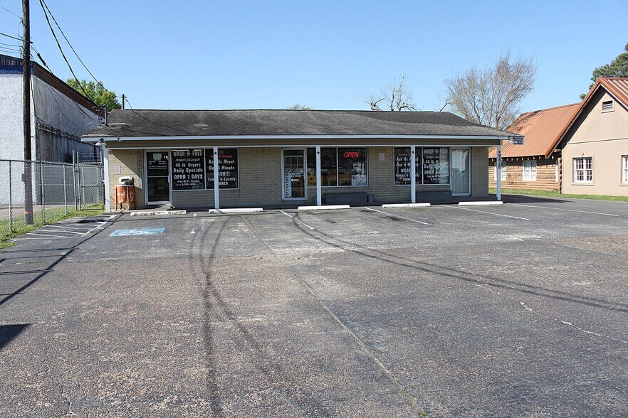 5303 S Main St, Crosby, TX à vendre - Photo de l’immeuble – Image 3 sur 24