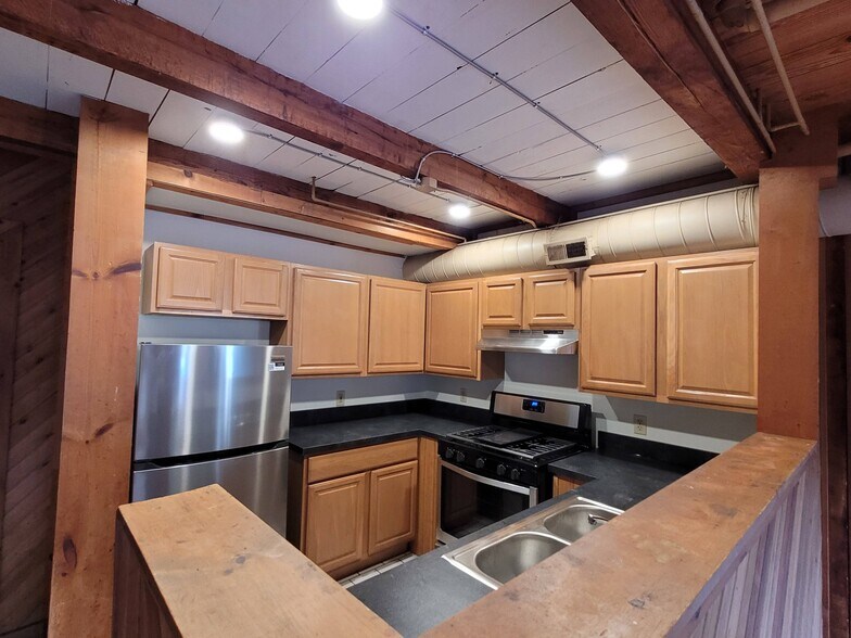 417 E Frederick St, Lancaster, PA à vendre - Photo de l’immeuble – Image 3 sur 13