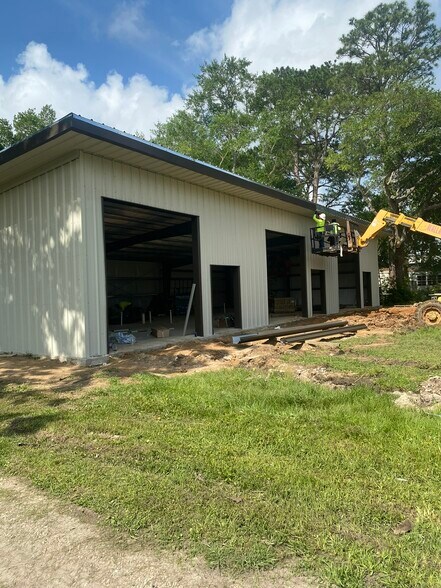 14313 Cullen St, Biloxi, MS à louer - Photo de l’immeuble – Image 1 sur 6