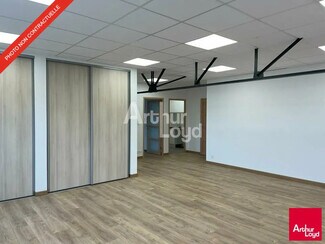 Plus de détails pour Bureau à louer