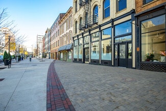 Plus de détails pour 17-19 E Court St, Cincinnati, OH - Local commercial à louer