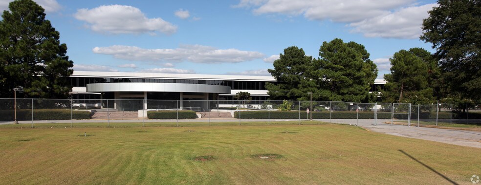 3796 Lamar Ave, Memphis, TN à vendre - Photo de l’immeuble – Image 2 sur 31